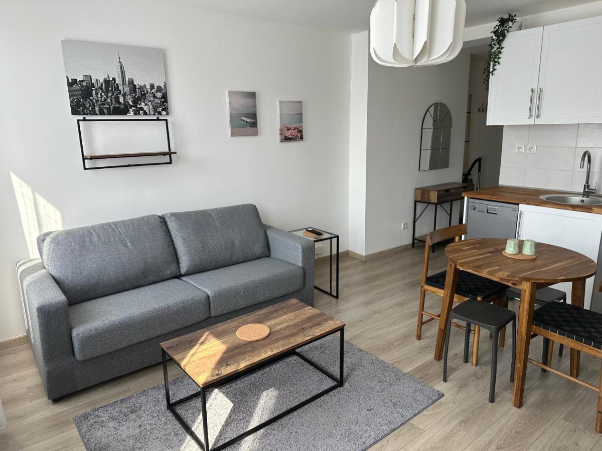 Apartment Agreable Et Confortable Pour 4 Personnes *
